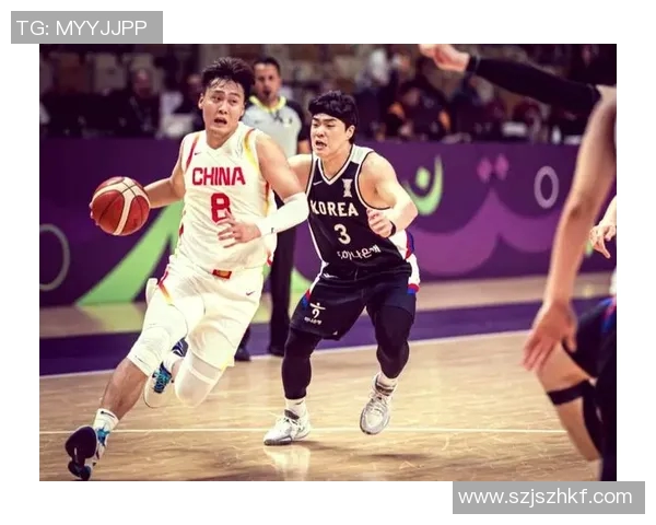 中国男篮迎战新西兰男篮力争胜利展现团队精神与竞技风采