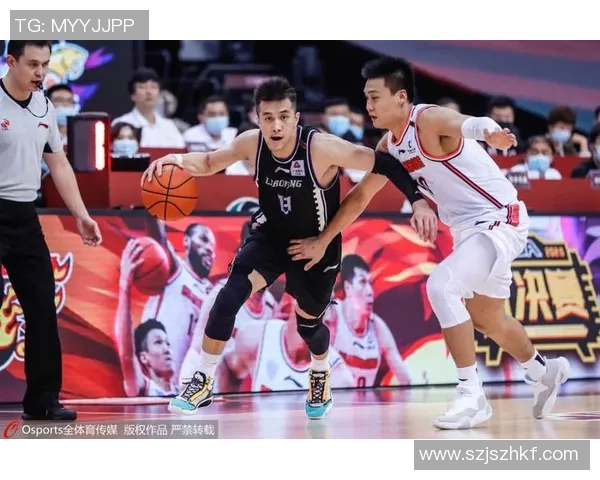 阿特拉斯与普马斯激战正酣谁能在这场对决中笑到最后